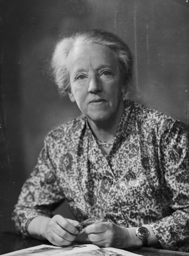 Frances Mary Hamer, 1960 © National Portrait Gallery